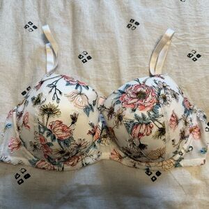 Victoria’s Secret Dream Angels Lined Demi Bra